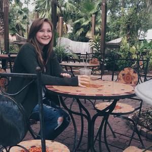 Meet your Posher, Jillian